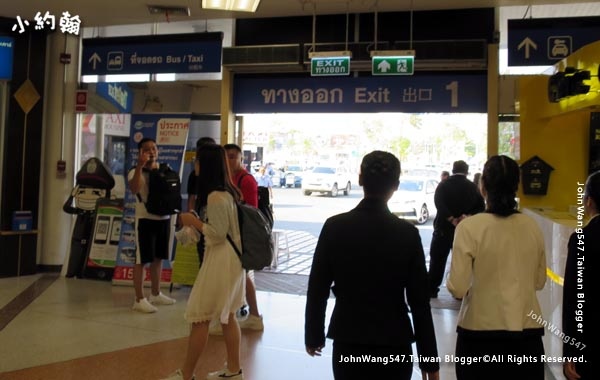 清邁機場巴士到市區CNX airport bus.jpg