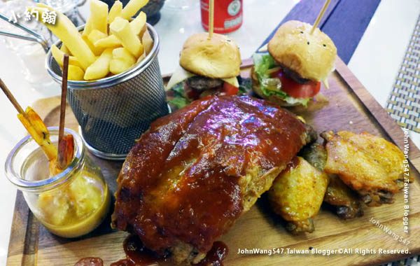 BBQ pork ribs Le Bistrot & Le Terrace Chiang Mai.jpg