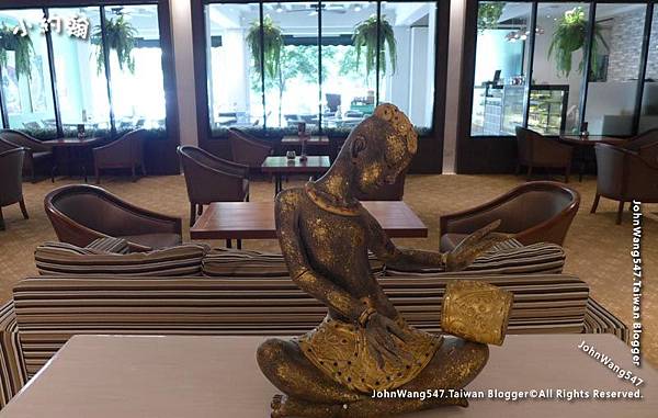 Movenpick Suriwongse Hotel Chiang Mai Lobby2.jpg