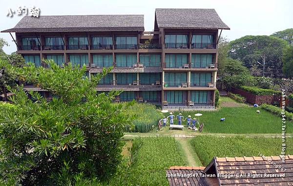 Siripanna Villa Resort Chiang Mai Gallery Building.jpg