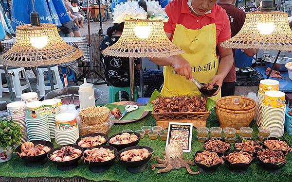 Tamarind Market Hua Hin4.jpg