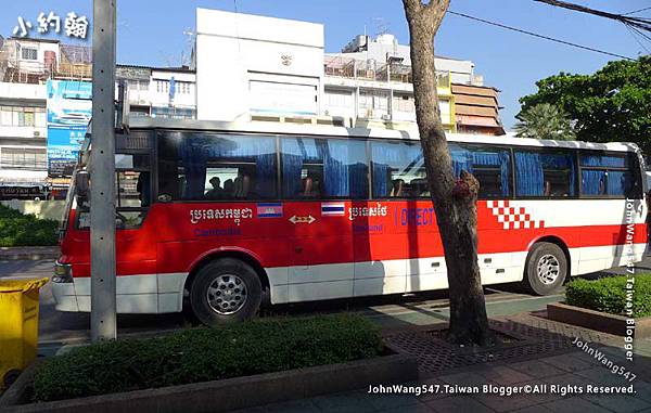 Bus Thailand to Cambodia.jpg Bus Thailand to Cambodia.jpg