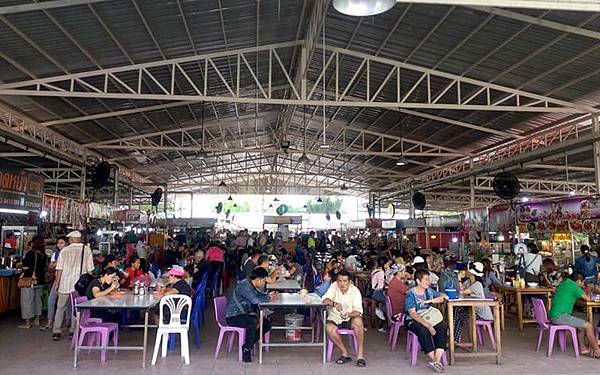 Pattavikorn Market food court.jpg