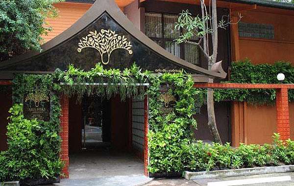 泰國按摩 Asia Herb Association曼谷亞洲藥草球按摩館thong Lo店關閉 Phrom Phong澎蓬站nana與sala Daeng分店營業中 資訊更新 小約翰就愛泰國自由行