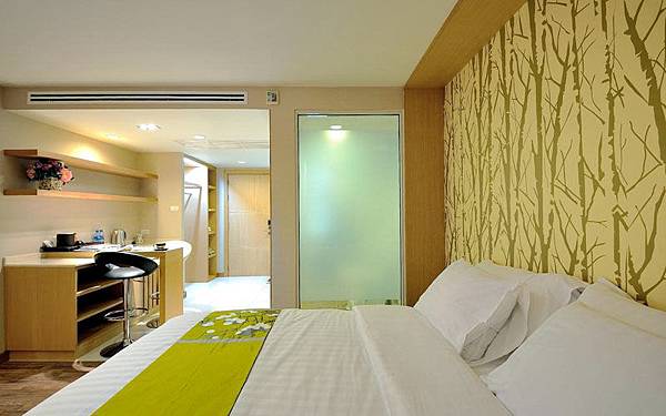 Nantra Retreat and Spa Hotel Exclusive Room1.jpg