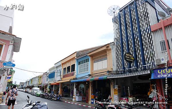 GOTUM Hostel Phuket town.jpg