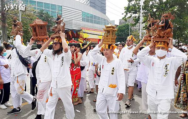 泰國普吉島素食節Phuket Vegetarian Festival1.jpg