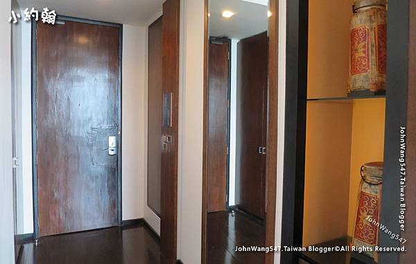 Bangkok VIE Hotel Deluxe Suite.jpg