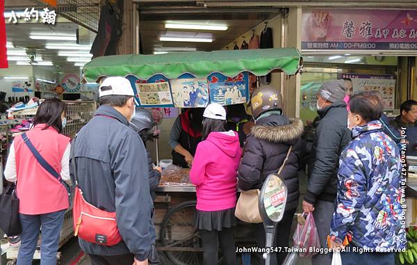 客家粢粑花生糖(軟土豆糖)三峽公有市場.jpg