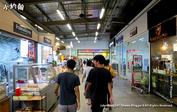 Mega Bangna Mall Bangkok 5.jpg