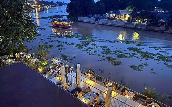 Ayutthaya Restaurants Baan Pomphet5.jpg