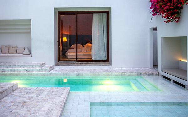 Sala Ayutthaya Hotel Swimming pool2.jpg