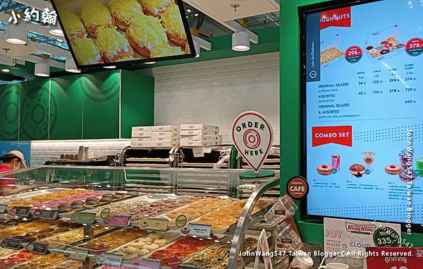 曼谷BKK機場四樓Krispy Kreme Doughnuts.jpg