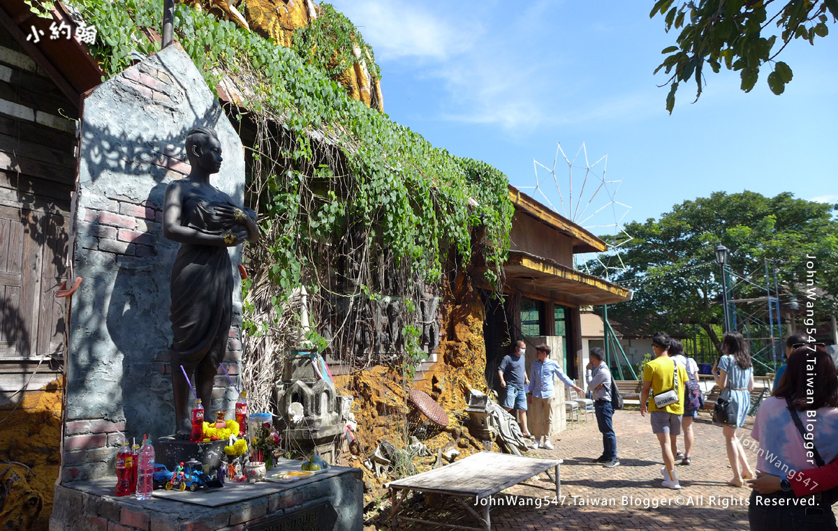 Legend Siam Pattaya Mae Nak ghost house.jpg