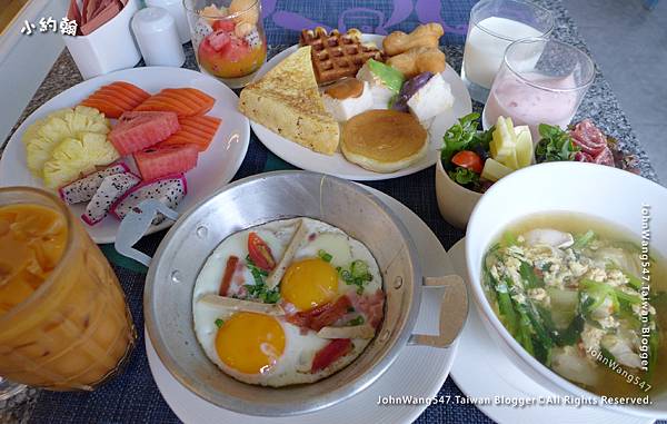 Rest Detail Hotel Hua Hin Breakfast so good.jpg