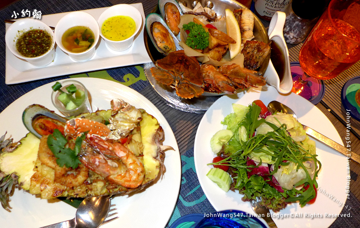 Rest Scene BBQ seafood dinner Rest Detail Hotel Hua Hin.jpg