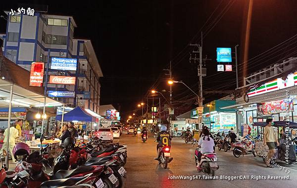 Hua Hin Chang Market 華欣大象啤酒美食夜市.jpg