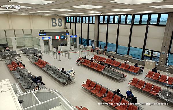 華航直飛清邁搭機-第一航廈B8登機門3.jpg 華航直飛清邁搭機-第一航廈B8登機門3.jpg