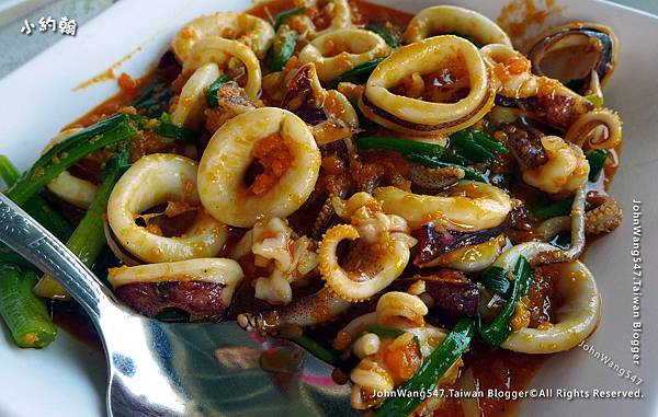 Pattaya Shell tangkay Fried Squid with Basil Leaf.jpg