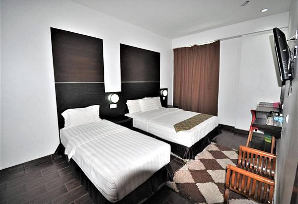 Sipadan Inn 2 Hotel Family room.jpg Sipadan Inn 2 Hotel Family room.jpg