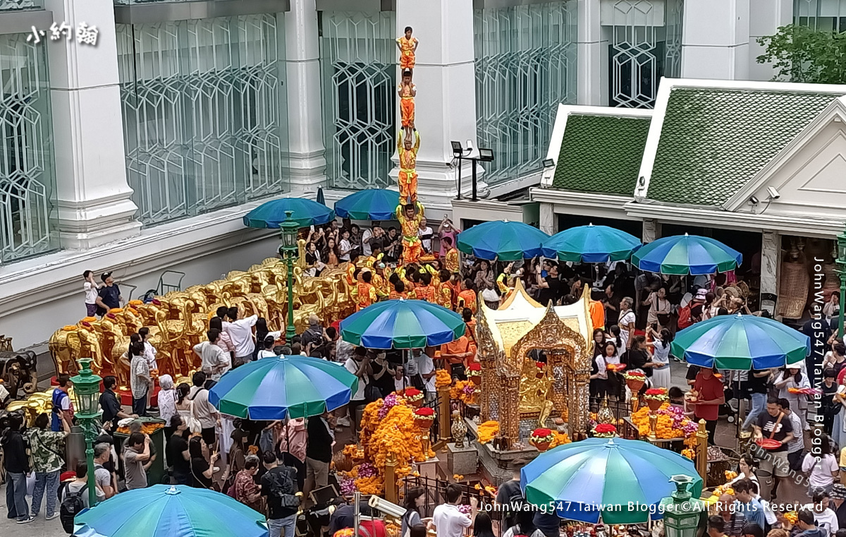 舞龍舞獅曼谷四面佛廣場(Erawan Shrine)還願謝神舞3.jpg