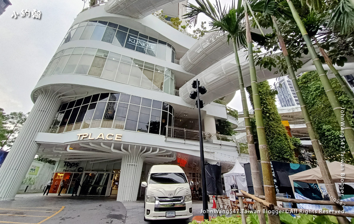 Marche Thonglor Mall Bangkok2.jpg