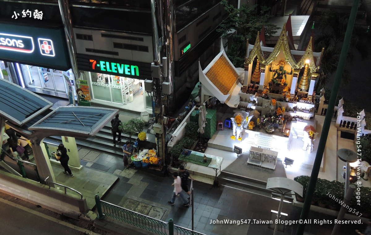 Indra Shrine God of Thunder曼谷雷神.jpg