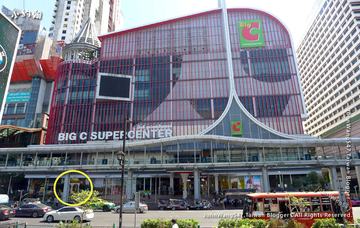 Umathevi長壽女神Big C Ratchaprasong Shrine.jpg