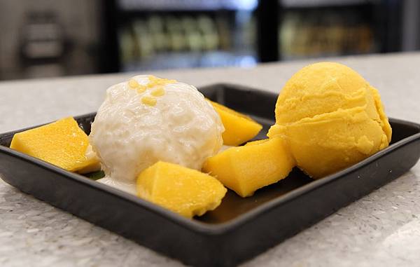 Mango Tanggo芒果糯米飯+芒果冰淇淋.jpg Mango Tanggo芒果糯米飯+芒果冰淇淋.jpg