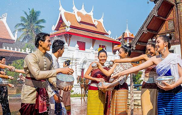 Songkran Water Festival(Pee Mai Muang)Chiang Mai.jpg