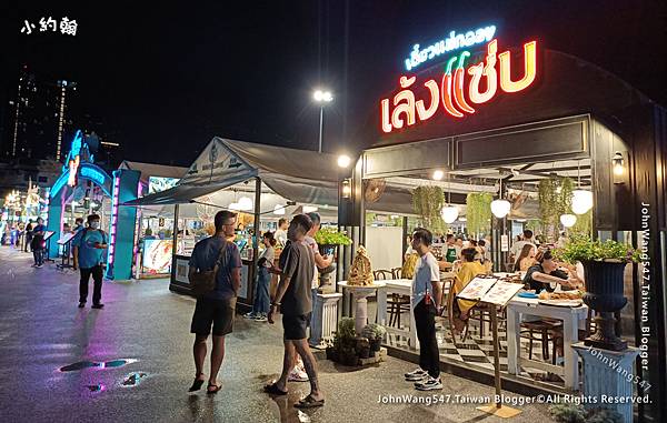 曼谷夜市Train Night Market DanNeramit熱炒店2.jpg