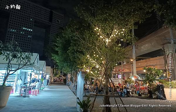 曼谷夜市Green Vintage Night Market.jpg