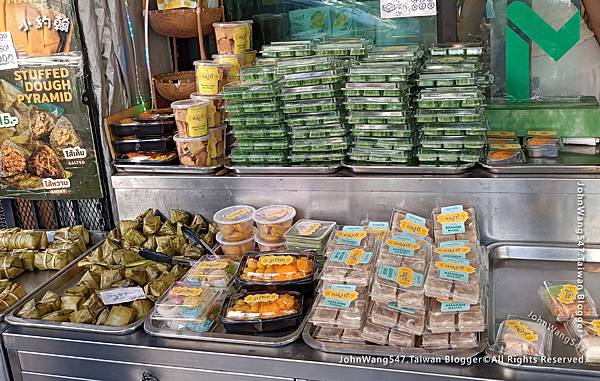 Mae Varee Mango Shop Bangkok2.jpg Mae Varee Mango Shop Bangkok2.jpg