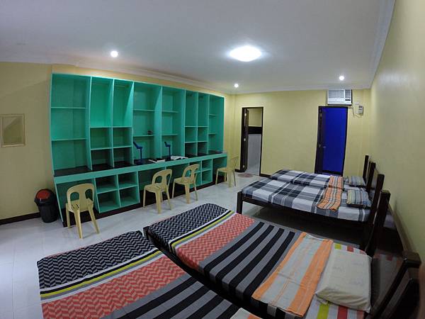 Quad Room.JPG Quad Room.JPG