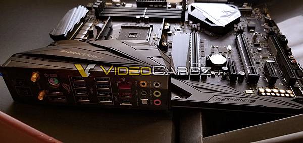 ASUS-ROG-Crosshair-VII-X470-IO.jpg