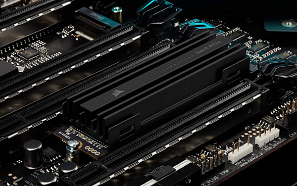 Corsair PCIe4.0 SSD_01.PNG