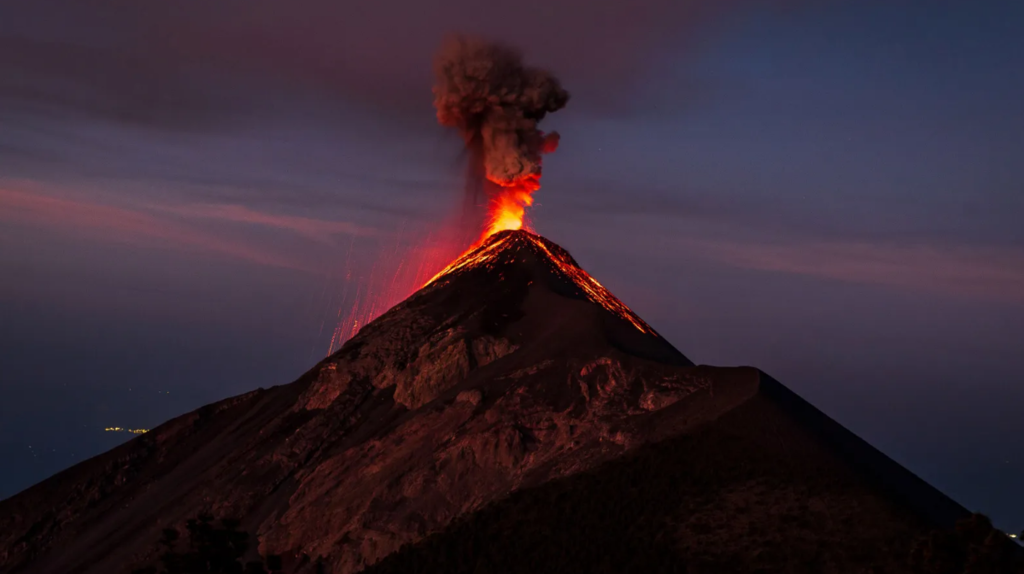 活火山腳下城市-瓜地馬拉聖地亞哥