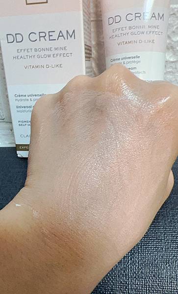 (體驗)法國必買:光傷害修護與抗老保養的法寶——DermEd