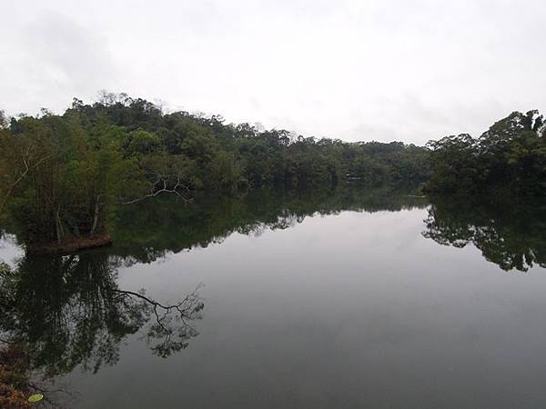 湖光山色