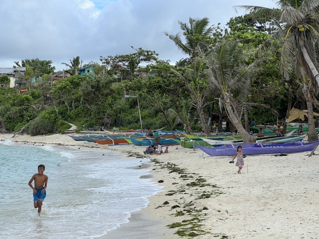 來去海灘很日常 20220425_Boracay_57_Tambisaan Bangka.jpg