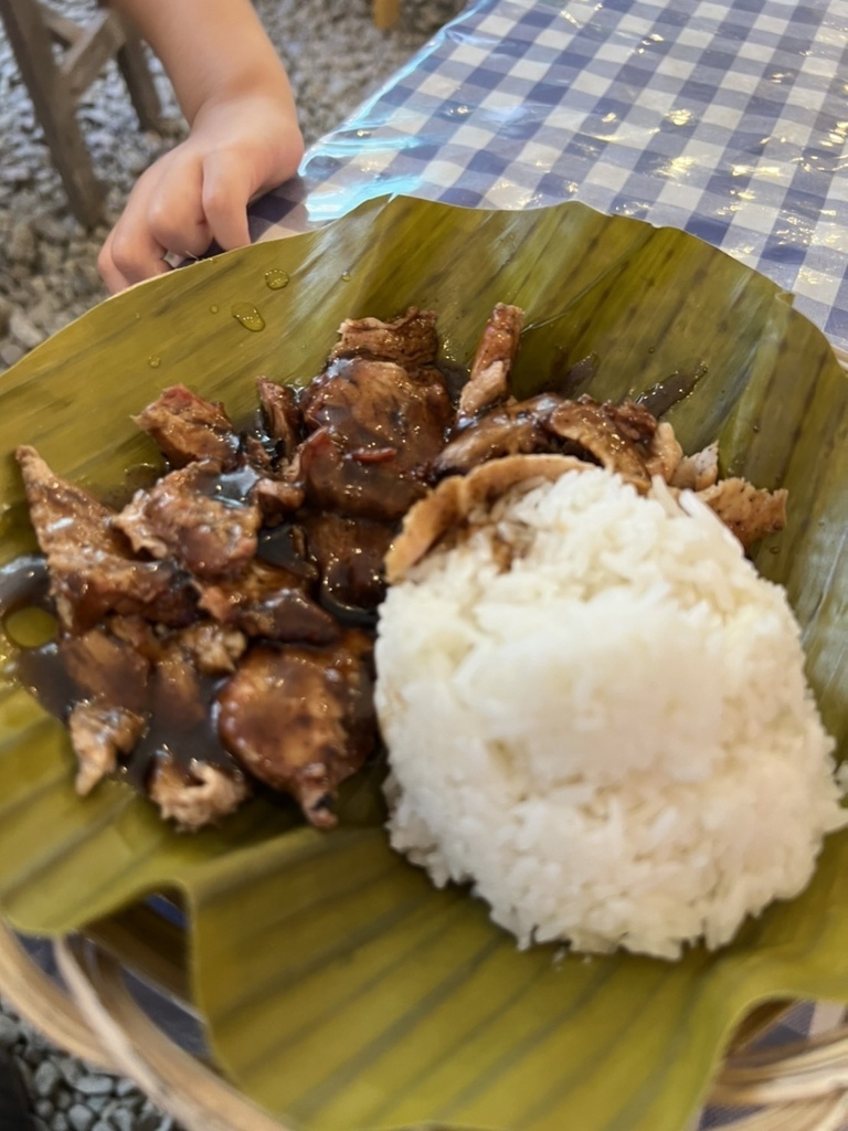 租車自駕遊和交通罰單 20220513_Cebu_41_Meal.jpg