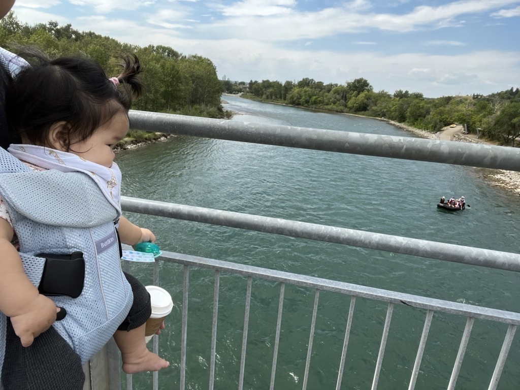 海琪乘著歌聲上學去 20220815_140600_Sa_Calgary.jpg