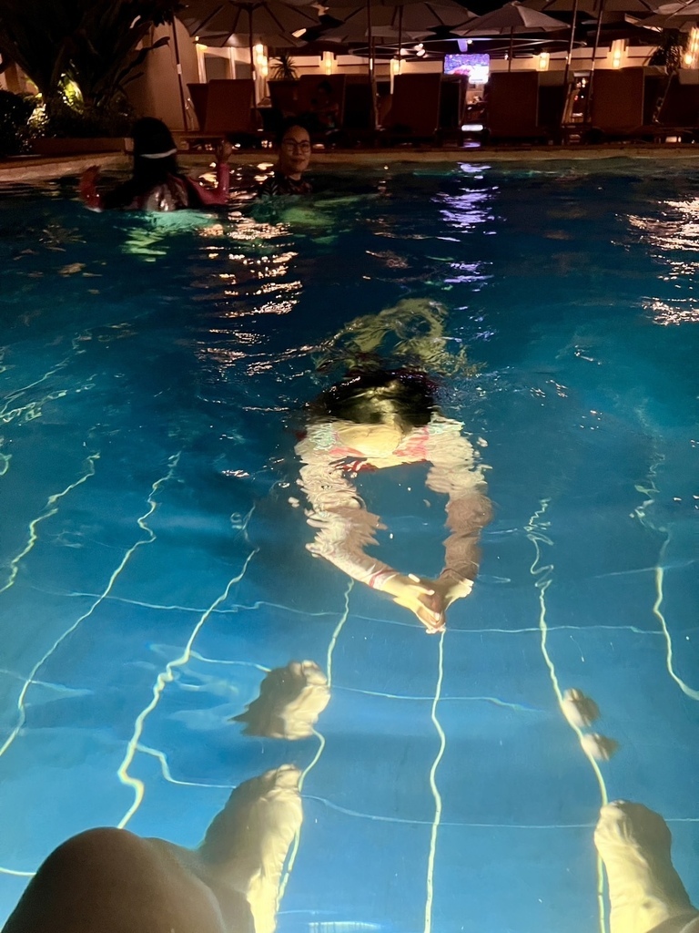 長灘島日記 20250703_195102_Sa_Boracay, Philippines.JPG 長灘島日記 20250703_195102_Sa_Boracay, Philippines.JPG