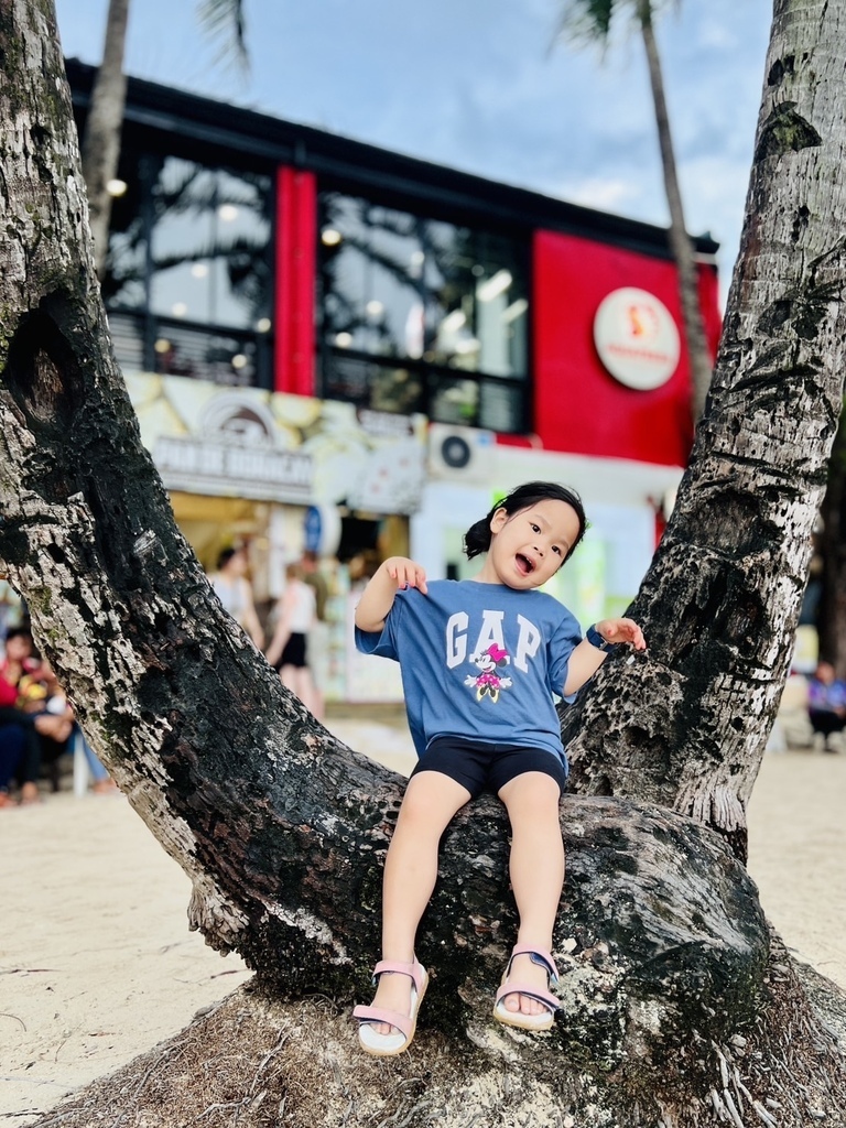 長灘島日記 20250703_181201_Sa_Boracay, Philippines.JPG 長灘島日記 20250703_181201_Sa_Boracay, Philippines.JPG