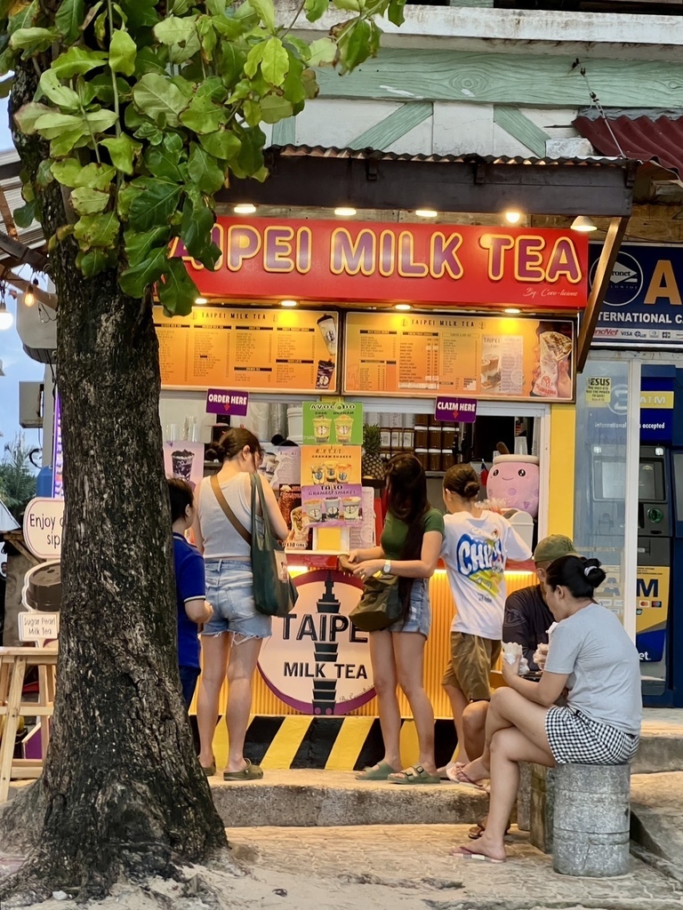 長灘島日記 20250703_182800_Ca_Boracay, Philippines.JPG 長灘島日記 20250703_182800_Ca_Boracay, Philippines.JPG