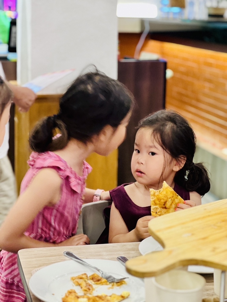 長灘島日記 20250704_185501_HeSa_Boracay, Philippines.JPG 長灘島日記 20250704_185501_HeSa_Boracay, Philippines.JPG