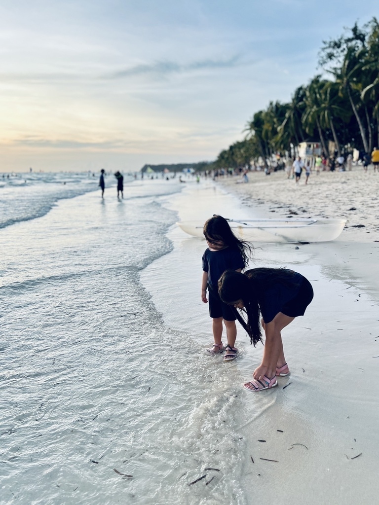 長灘島日記 20250706_191500_HeSa_Boracay, Philippines.JPG 長灘島日記 20250706_191500_HeSa_Boracay, Philippines.JPG