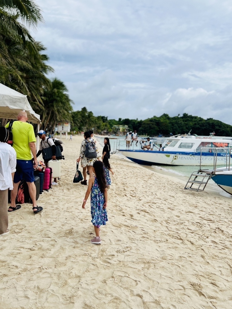 長灘島日記 20250709_133100_CaHeSa_Boracay, Philippines.JPG 長灘島日記 20250709_133100_CaHeSa_Boracay, Philippines.JPG