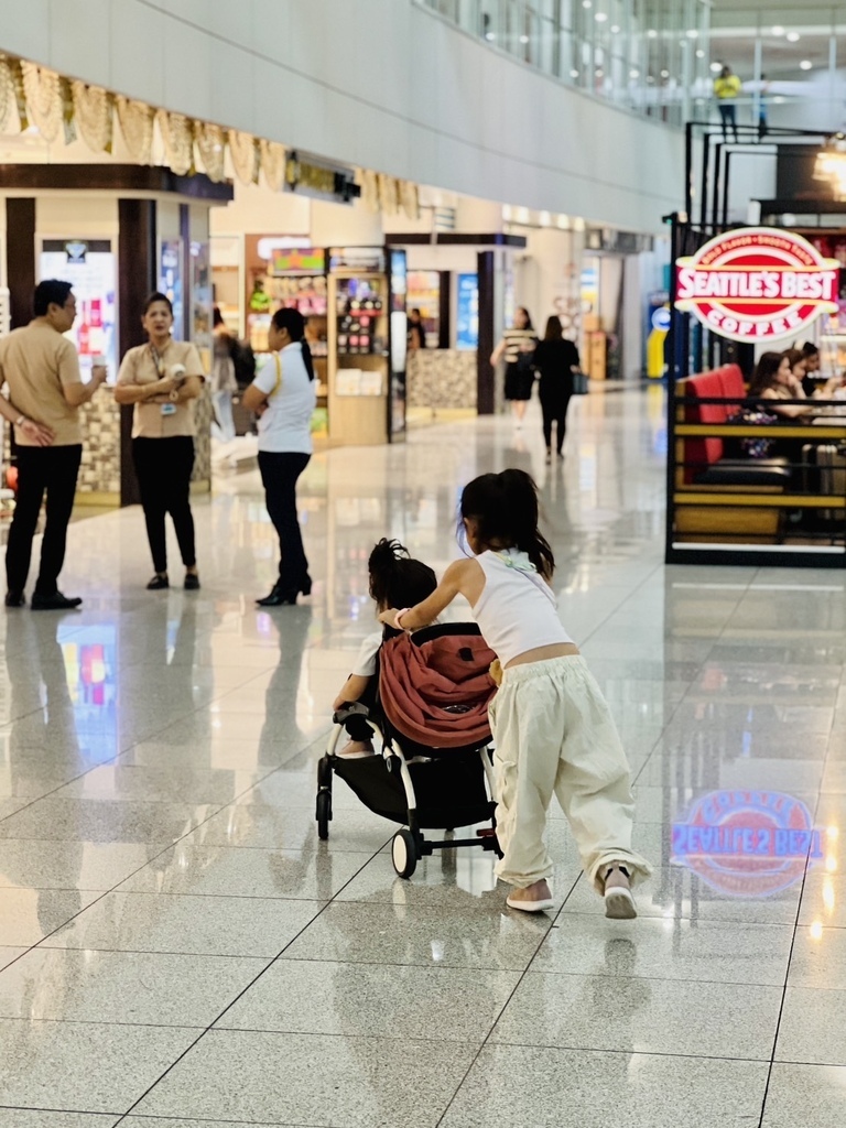 長灘島日記 20250714_082500_HeSa_MNL, Philippines.JPG 長灘島日記 20250714_082500_HeSa_MNL, Philippines.JPG