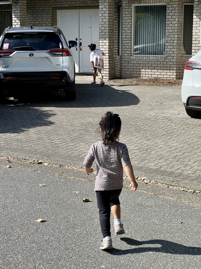 左傾 20250801_163301_HeSa_Piano Lesson.jpg 左傾 20250801_163301_HeSa_Piano Lesson.jpg